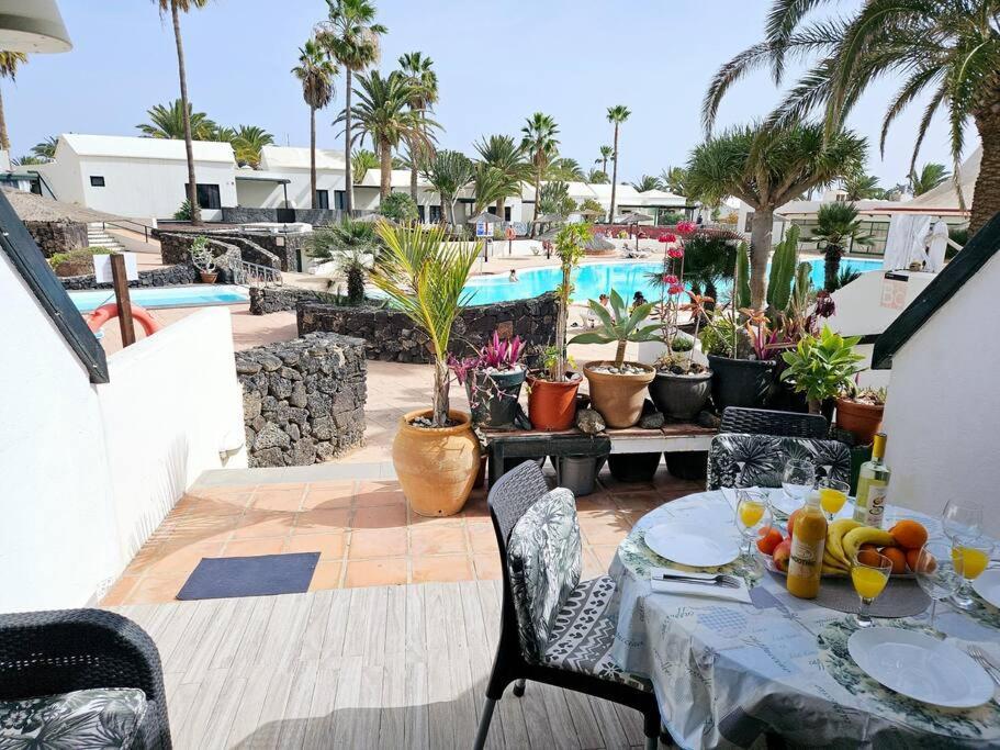 Apartamento Taisa Playa Roca Costa Teguise Eksteriør bilde