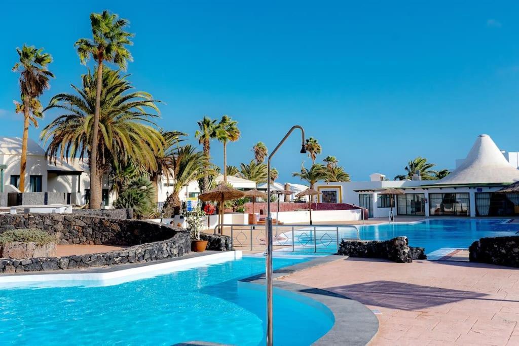 Apartamento Taisa Playa Roca Costa Teguise Eksteriør bilde