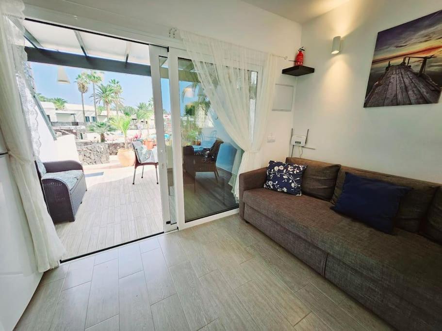 Apartamento Taisa Playa Roca Costa Teguise Eksteriør bilde